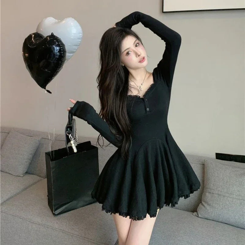 Sexy Korean Dress French Style Waist Closed Long Sleeve Collarbone Exposed Sweet Lace-Waisted Pleated A-Line Tutu Skirt 2024
